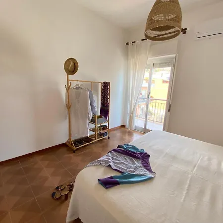 Apartment Mari Giardini-Naxos